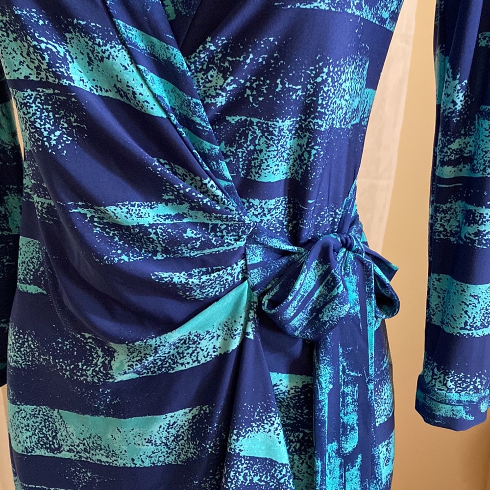 BCBG BLUE AND TURQUOISE DRESS - Picture 3 of 8